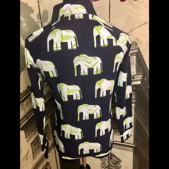 Fun shirt for elephant lovers by Crown & Ivy in PS - Picture 2 of 3